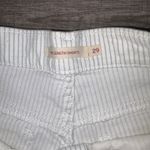 Levi Strauss & CO.  Women’s Mid-Length Shorts Photo 3