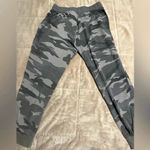 Splendid  Camo Lightweight Joggers Size Medium Photo 3