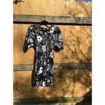 Shannon‎ Marie Black White Hawaiian Hibiscus Floral Dress Size Medium Summer Photo 1