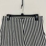 MDS Pull On Striped Shorts Womens 2 Black White Photo 1