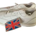 Reebok women’s comfort walking shoes white leather Sz 10 casual lace up sneakers Photo 0