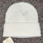cream beanie Photo 2