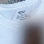 Levi's  T Shirt Size XS White EUC Flowers Label Women Basic Photo 5