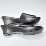 Talbots  Open-Toe Wedge 2" Heels Size 8AA Black‎ Textured Leather Slip-on Sandal Photo 5