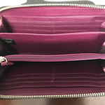 Coach   Vintage Soho Zoe Black Leather Buckle Zip Around Wallet EUC Photo 3