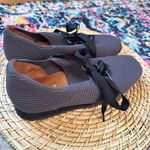 L’Amour Des Pieds Taimah Lace Up Shoes Gray Size 7.5 Photo 3