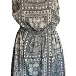 Alfani  light weight casual women's size 8P black and white dress Photo 0