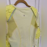 Lululemon Women's Ice Queen Long Sleeve Stripe Top Size 6 Yellow Athletic Comfy Photo 4