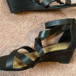Lucky Brand Women's Size 10 Sandals Black  Jinela Wedge Back Zip Photo 4