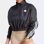 Adidas NWT  WOMEN FUTURE ICONS WOVEN 1/4 ZIP CROP JACKET BLACK SZ XS Photo 2