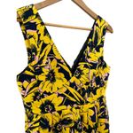 J.Crew Tailored Pleated Floral Pique Fit & Flare Dress Size 8 Petite Photo 3