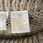 Needles & Yarn Crochet Flower Hand Knit Sage Green Tan Sweater Size Medium Photo 4