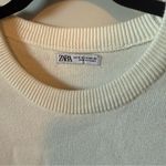 ZARA • SWEATER Photo 1