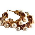 Gold tone faux pearl hoop earrings Photo 3