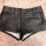 Edikted Shorts  Photo 0