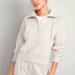 Old Navy  Active Dynamic Fleece Breathable crop top sweatshirt size medium, cream Photo 1
