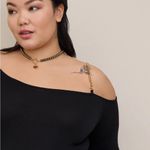 Torrid NWT  Asymmetrical Off-Shoulder Long Sleeve Top with Chain in Black Size 3 Photo 2
