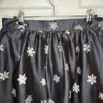 Modcloth  Falling For Winter ALine Skirt Black White Snowflake ALine Skirt 10 NWT Photo 5