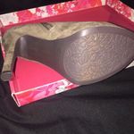 Chinese Laundry Elegant Tan Suede Ankle Boots size 7.5 Photo 4