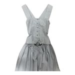 Blue Sleeveless V Photo 2