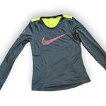 Nike  running women’s dry fit long sleeve top size small Photo 0