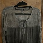 Monoreno  Grey Gauzy Lace Top. Size Small Photo 2