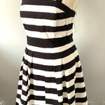 White House | Black Market Nice supper flattering dress NWOT 🖤🤍🖤🤍🖤 Photo 0