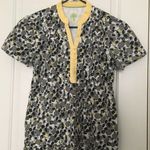 Healing Hands  Women's Printed Scrub Uniform Top Nurse Medical Size M Multicolor Photo 0