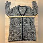 Isaac Mizrahi  Live Cardigan Women’s 2X Black White Geometric Button Front Photo 6