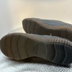Clarks Clark’s loafers flat shoes. There is a zipper in the front. Excellent condition. Photo 4