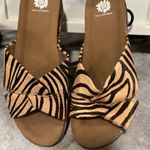 Yellow Box  Kassie Women's Zebra Print Sandals Size 10 Photo 4
