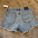 Abercrombie & Fitch Abercrombie Curve Love Mom Shorts Photo 3