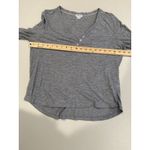 Splendid  Top Womens Medium Grey Henley Cotton Stretch Y2K Layer Basic Minimalist Photo 3