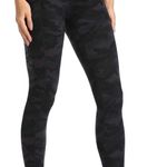 Colorfulkoala Black camo leggings Photo 0