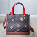 Coach NWT  CC769 Dempsey Tote 22 In Signature Canvas With Hedgehog Print Photo 0