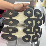 New Balance 9060’s new balances beige and navy blue Photo 1