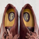 Clarks Clark’s Artisan Women’s Shoes Size 7 1/2 M Red color shade leather casual Photo 2