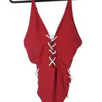 Yira Red Lace Photo 0