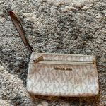 Michael Kors Wrist Wallet Photo 0