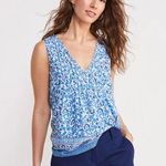 Vineyard Vines  Scarf Print Pintuck Top Size Large NWT Photo 0