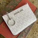 Michael Kors Nee   cardholder key chain Photo 0