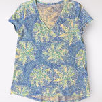 Lilly Pulitzer  Etta V-Neck Tropic‎ like it’s hot print top Size XS Photo 0