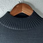 Harold's M Extra Fine Merino Wool Long Sleeved Pullover Sweater in Black Size M Photo 1