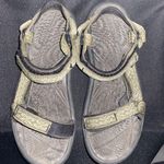 Teva  WO size 7 Black and Olive Green Sandals Hook and Loop closure clean Photo 7