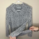 Croft & Barrow  Women's Sweater Size Medium White Black Geo Cowl Neck Pullover Photo 4