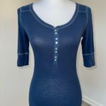 Abercrombie & Fitch Vintage Stretch Henley Top Navy Blue Medium 3/4 Sleeve Y2K Photo 0