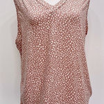 Acting Pro  Pale Mauve Sleeveless V Neck Top With Ivory Dots Size Medium Photo 0
