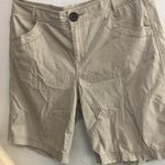 Dockers FINAL MARKDOWN Ladies  shorts 16 Photo 0