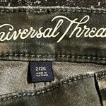 Universal Threads Womens sz2/26 Universal Thread camouflage straight leg jeans Photo 4
