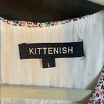 Kittenish  Floral‎ V-Neck Dress Photo 10